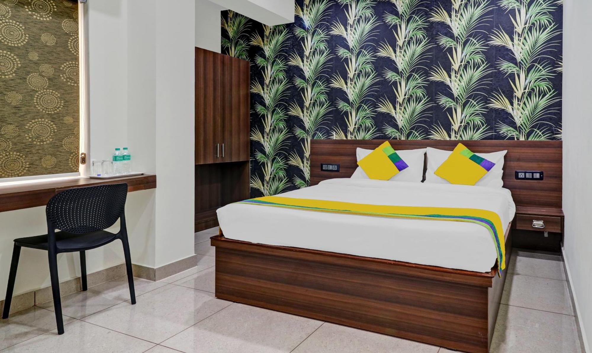Hotel Nrm Residency Mysore Extérieur photo