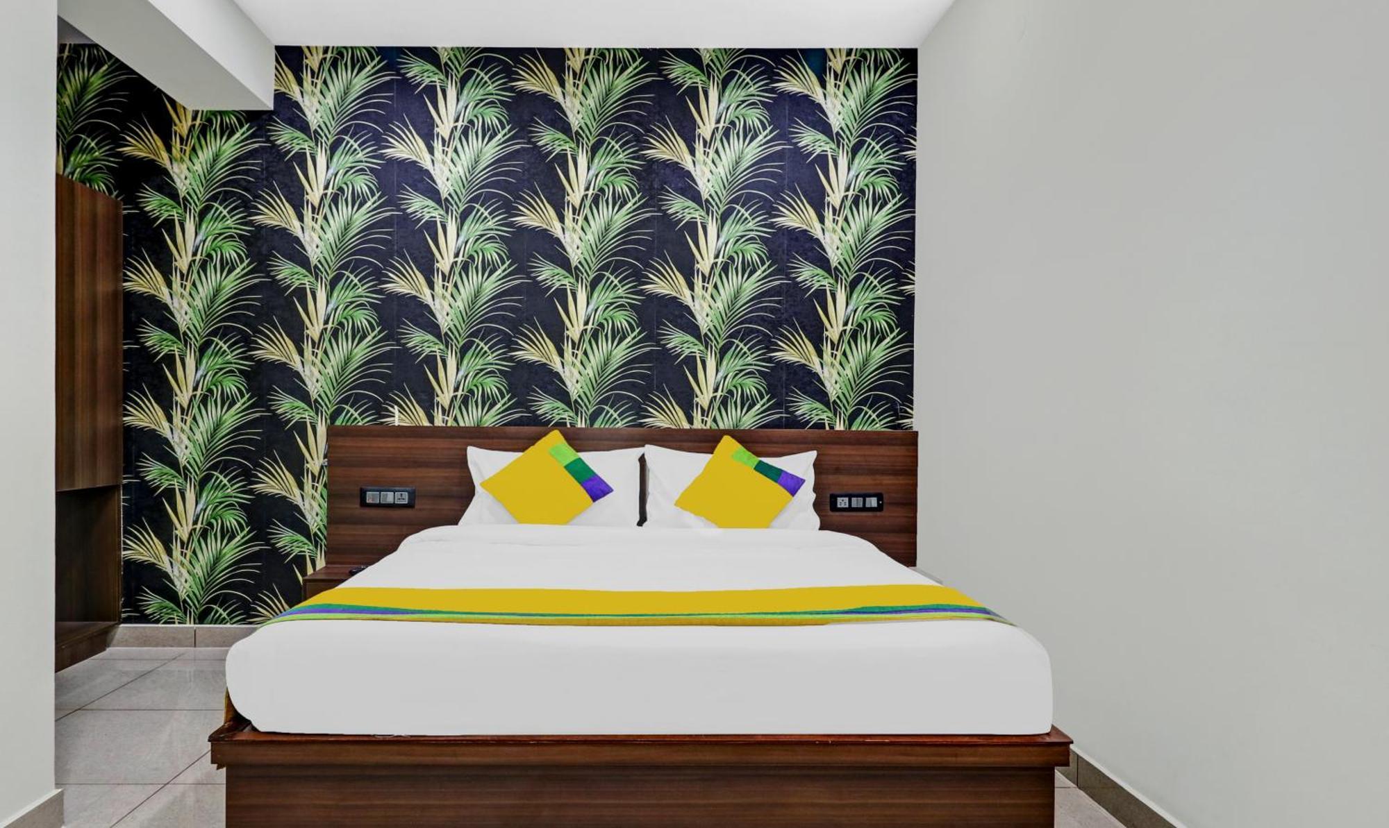 Hotel Nrm Residency Mysore Extérieur photo